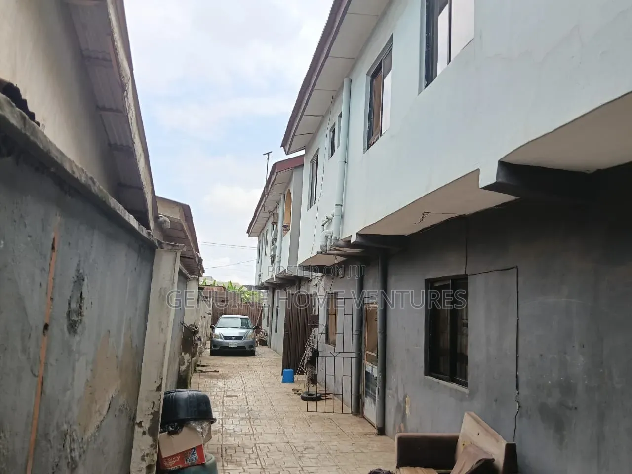 14bdrm Block of Flats in Abule Egba for sale in Abule Egba
