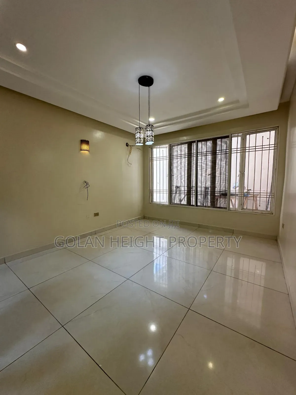 4bdrm Townhouse / Terrace in Diplomatic Zone, Katampe Extension in Katampe Extension