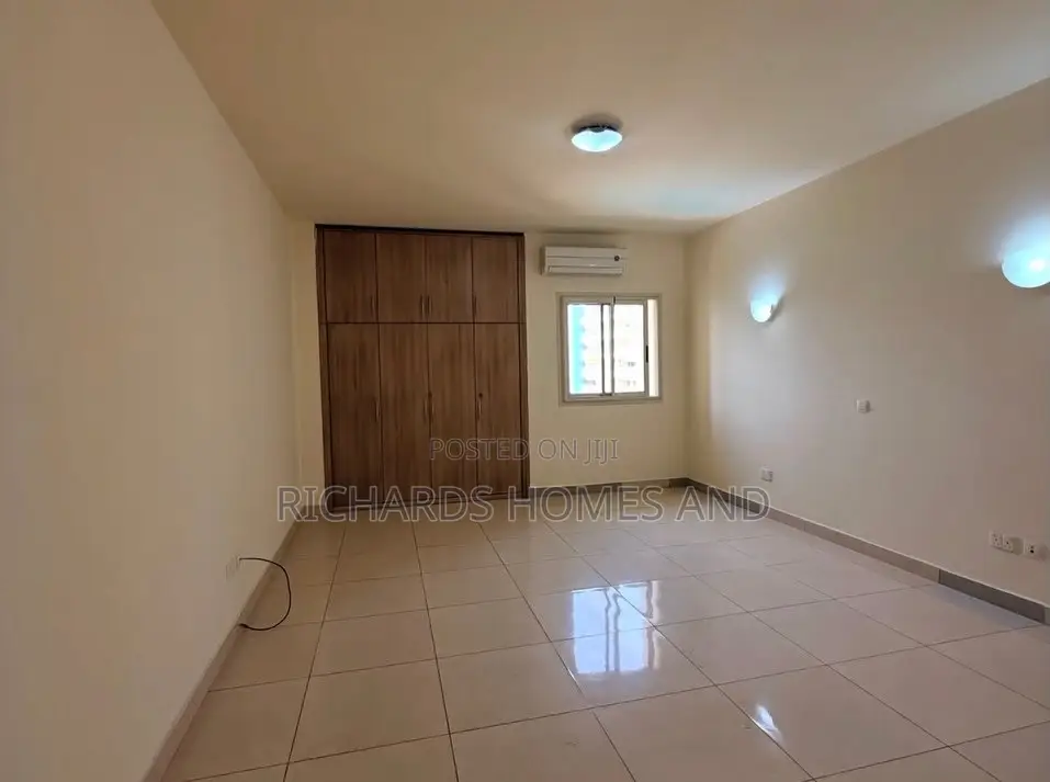 3bdrm Apartment in Banana Island for sale in Banana Island