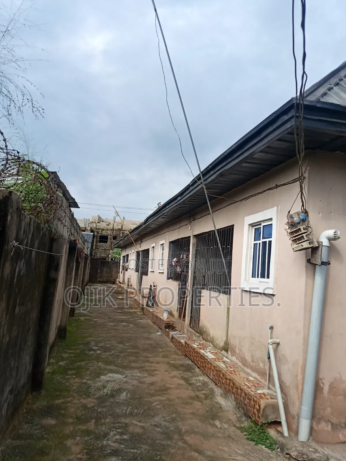 6bdrm House in Ojik Properties., Owerri for sale in Owerri