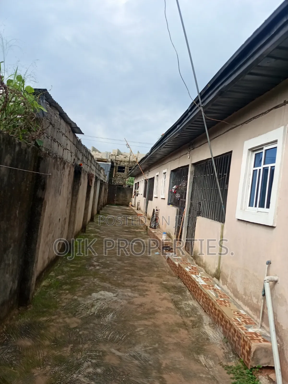 6bdrm House in Ojik Properties., Owerri for sale in Owerri
