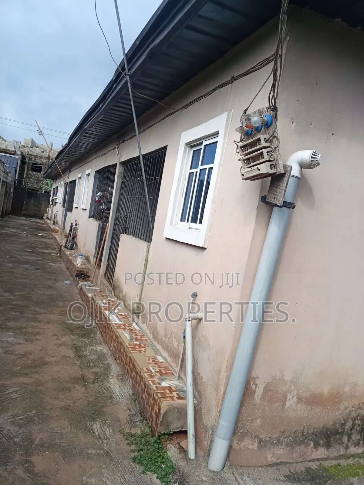 6bdrm House in Ojik Properties., Owerri for sale in Owerri