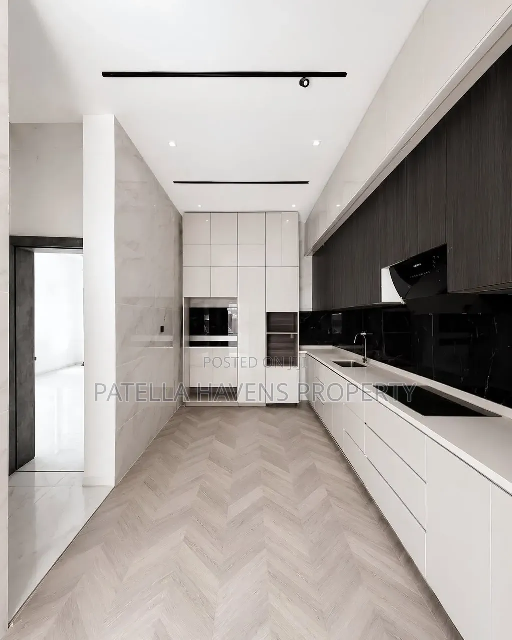 4bdrm Townhouse/Terrace in Guzape District for sale in Guzape District