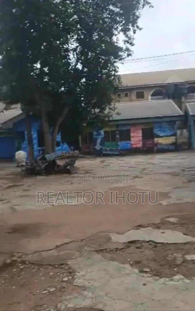 4bdrm Block of Flats in Owerri for sale in Owerri