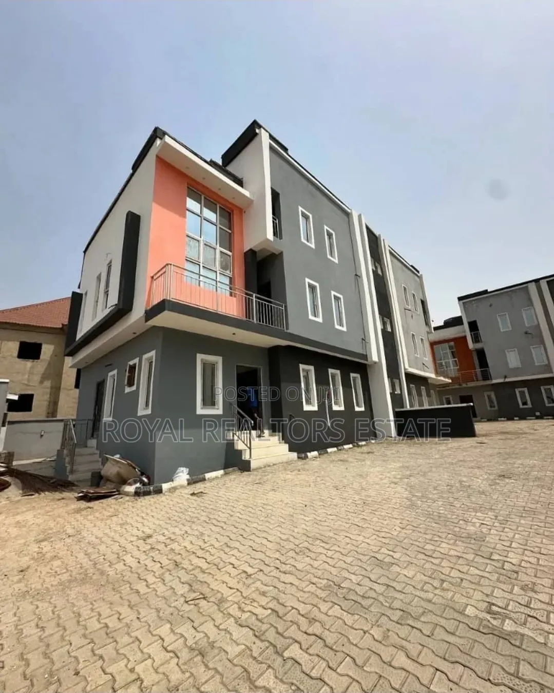 4bdrm Duplex in Idu Industrial for sale in Idu Industrial