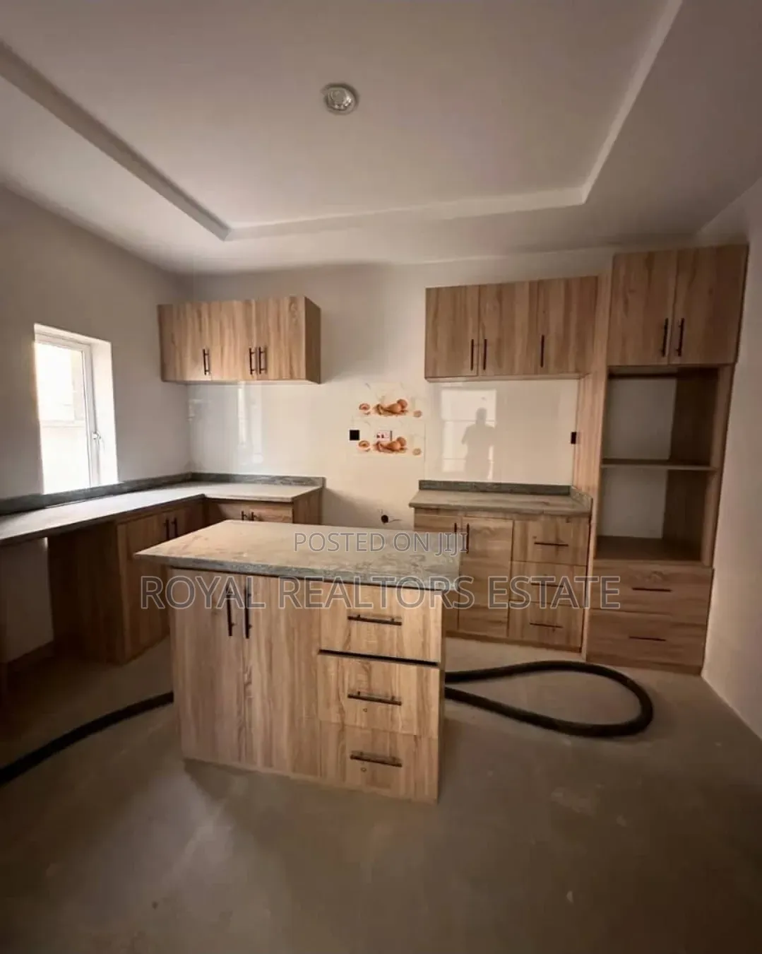 4bdrm Duplex in Idu Industrial for sale in Idu Industrial