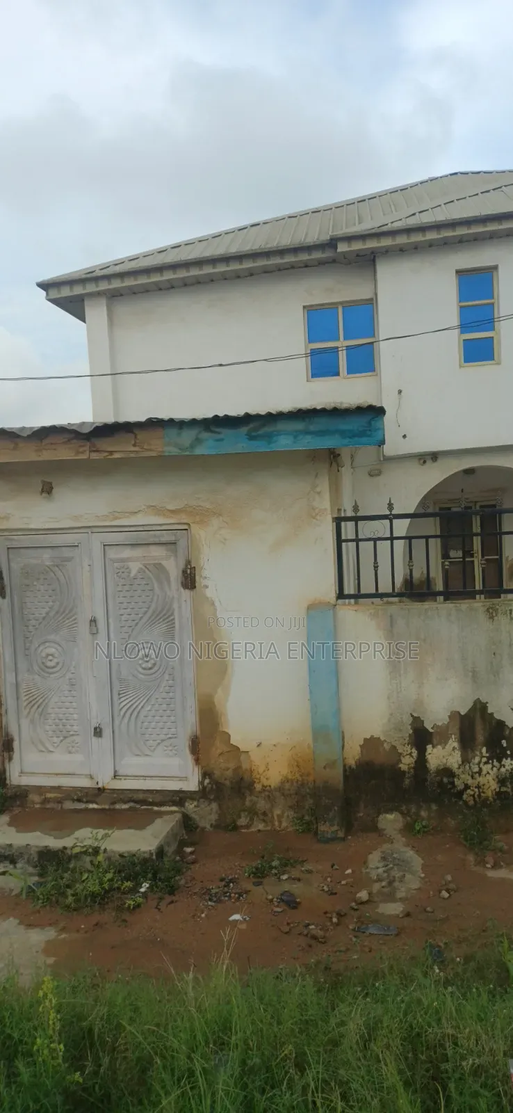 4bdrm Block of Flats in Igbolomu Estate, Agric for sale in Agric