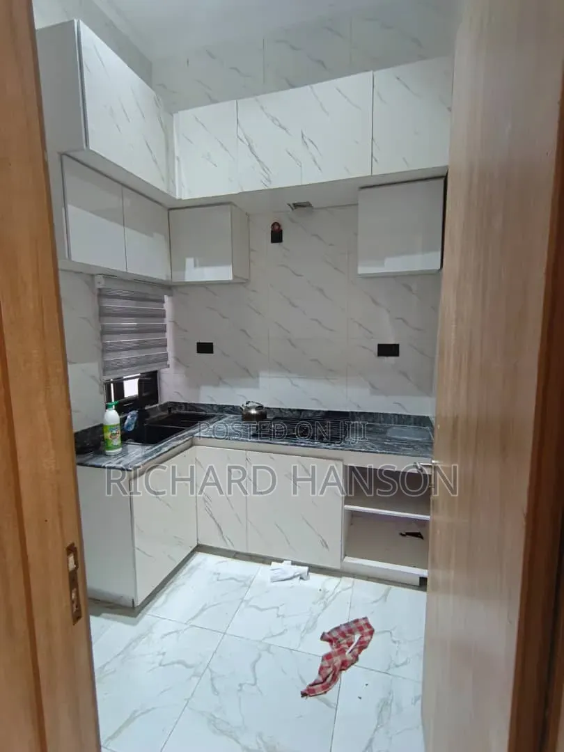 2bdrm Apartment in Secured -Ogidan, Sangotedo for rent in Sangotedo