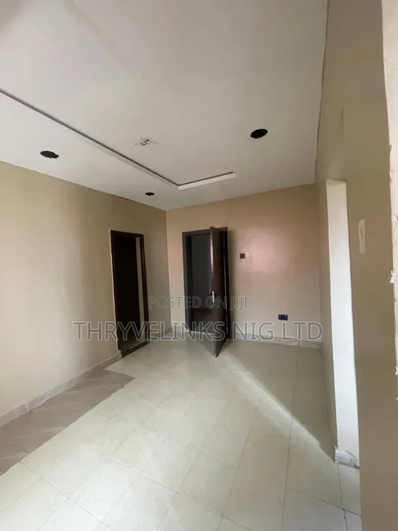 Mini Flat in Osapa london for rent in Osapa london