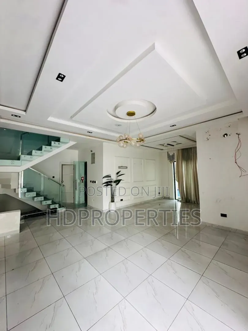 5bdrm Apartment in Gra Estate, Lagos Island / Lagos Island for rent in Lagos Island / Lagos Island
