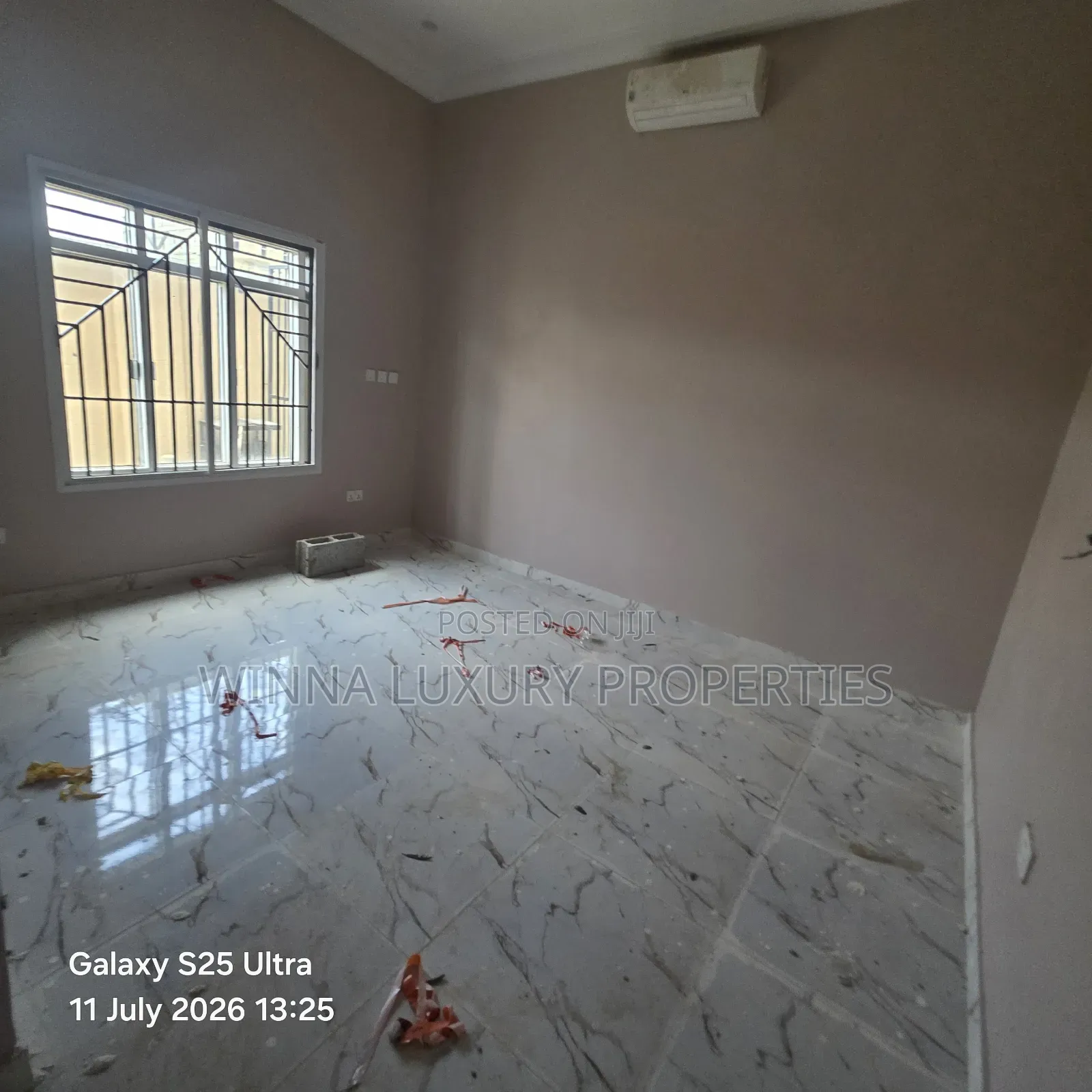 4bdrm Townhouse/Terrace in Behind Shafa Filling, Lugbe District in Lugbe District