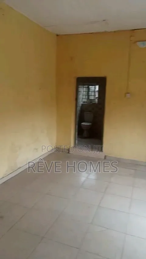 2bdrm Block of Flats in Iwaya for rent in Iwaya