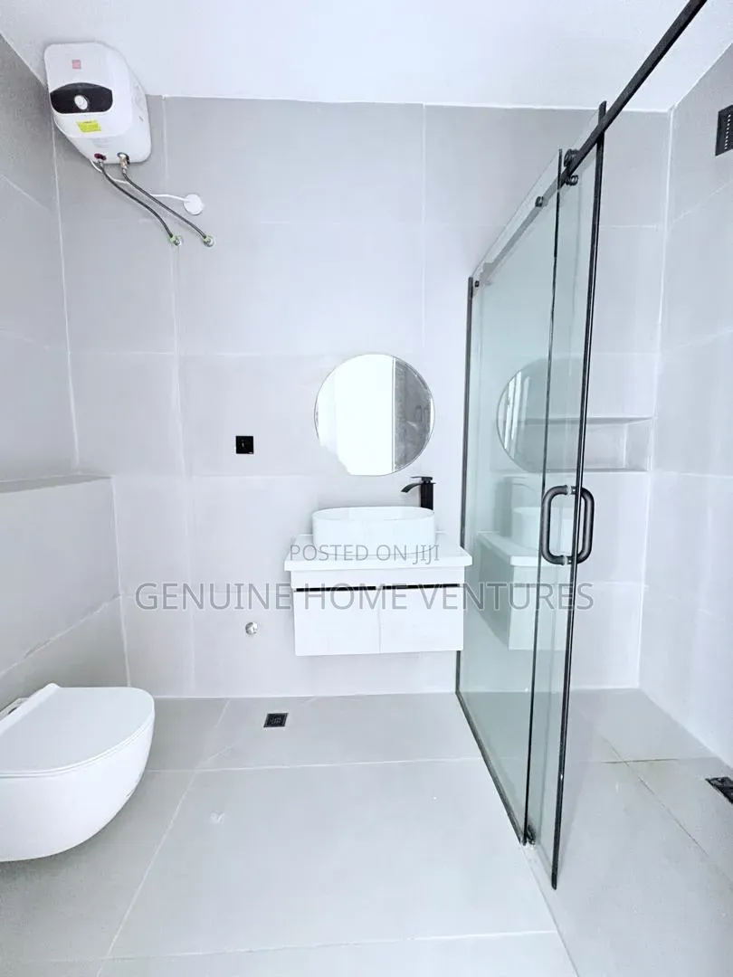 2bdrm Maisonette in Lekki Phase One for rent in Lekki Phase 1