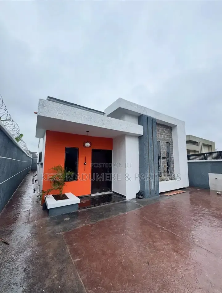 4bdrm Bungalow in Eligbolo Eliozu Port for sale in Eliozu