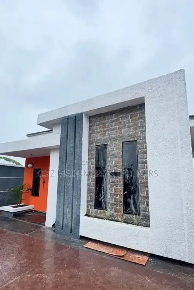 4bdrm Bungalow in Eligbolo Eliozu Port for sale in Eliozu