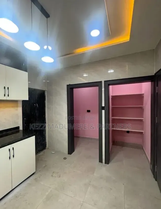 4bdrm Bungalow in Eligbolo Eliozu Port for sale in Eliozu
