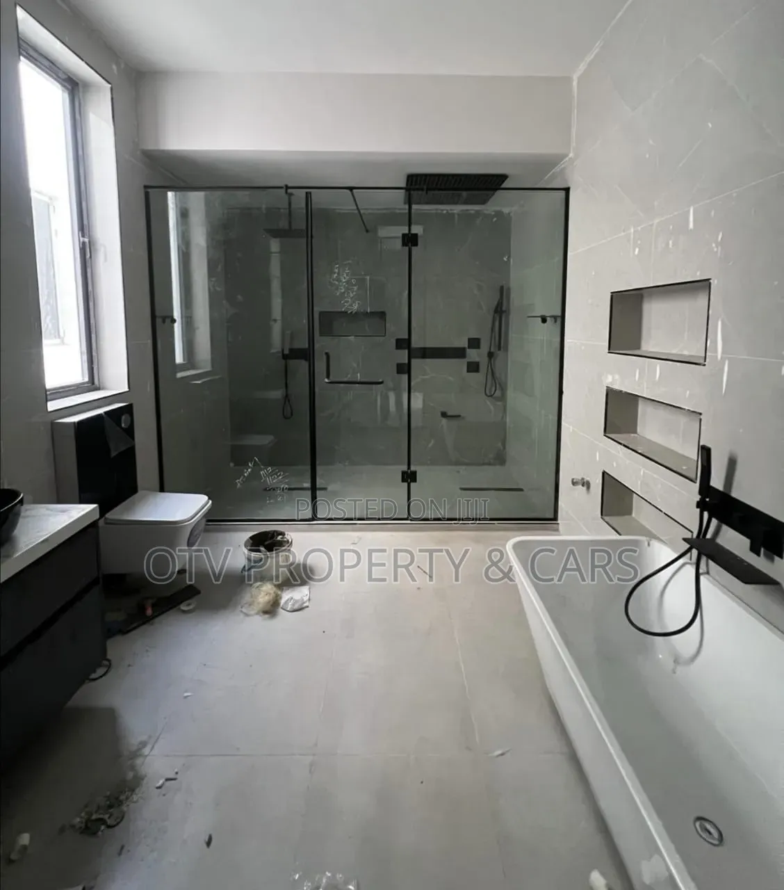 6bdrm Duplex in Lekki Phase 1 for sale in Lekki Phase 1