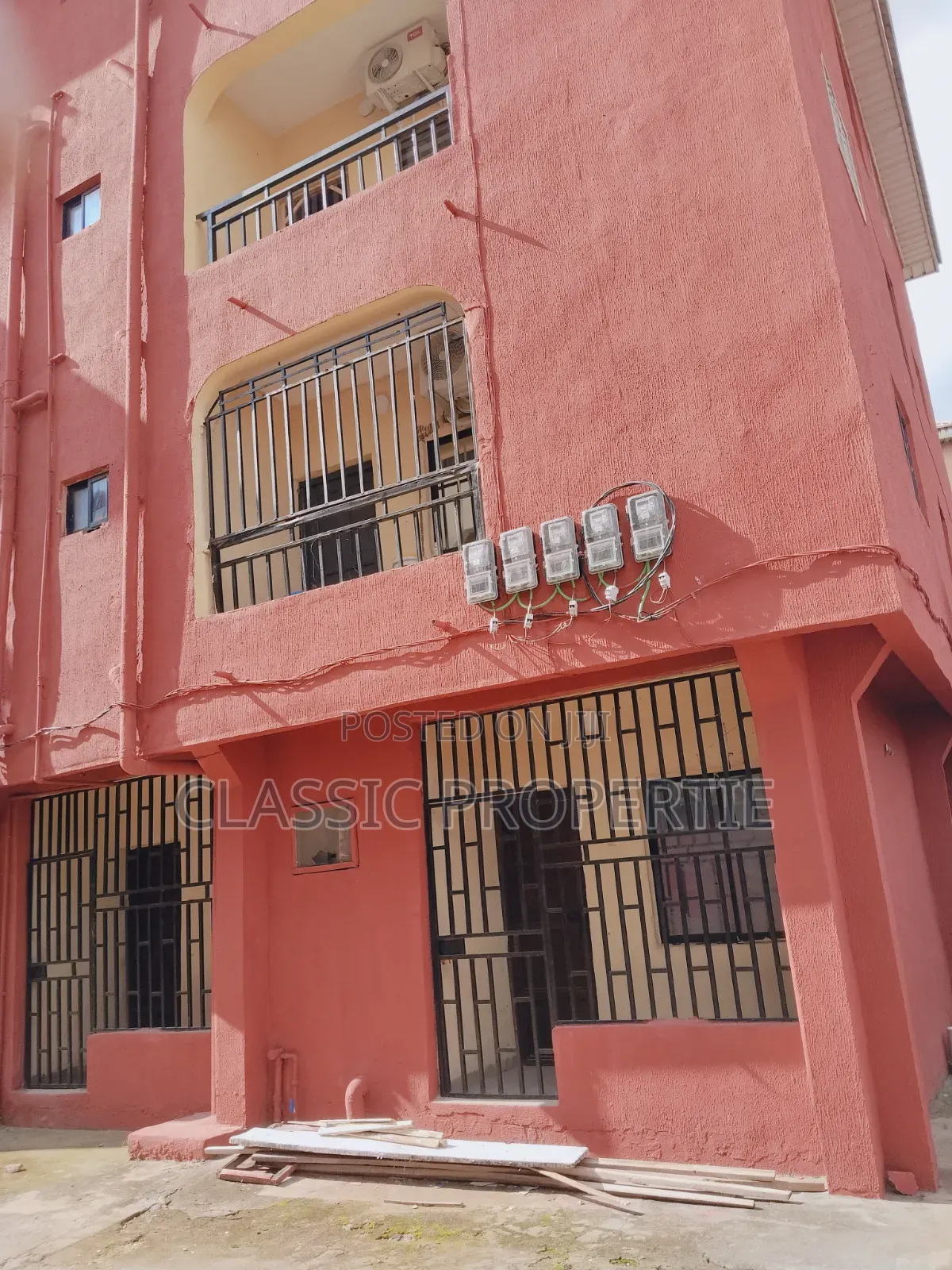 1bdrm House in Classic Properties for rent in Awka