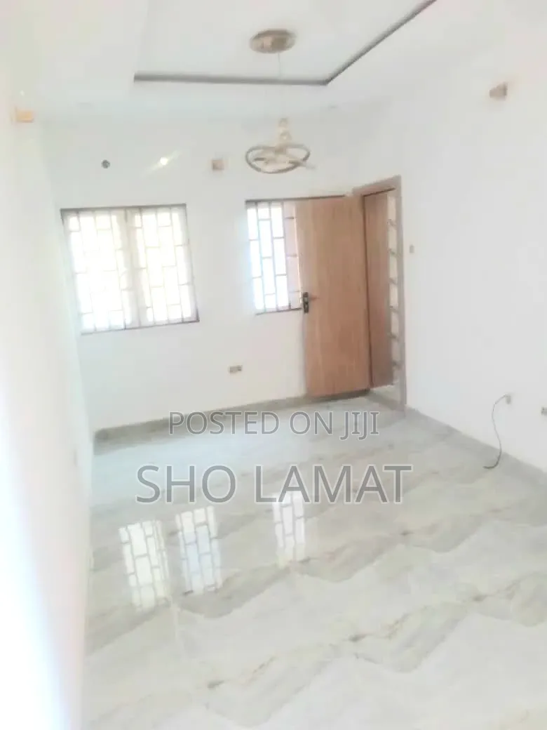3bdrm Maisonette in Lekki Phase 1 for sale in Lekki Phase 1