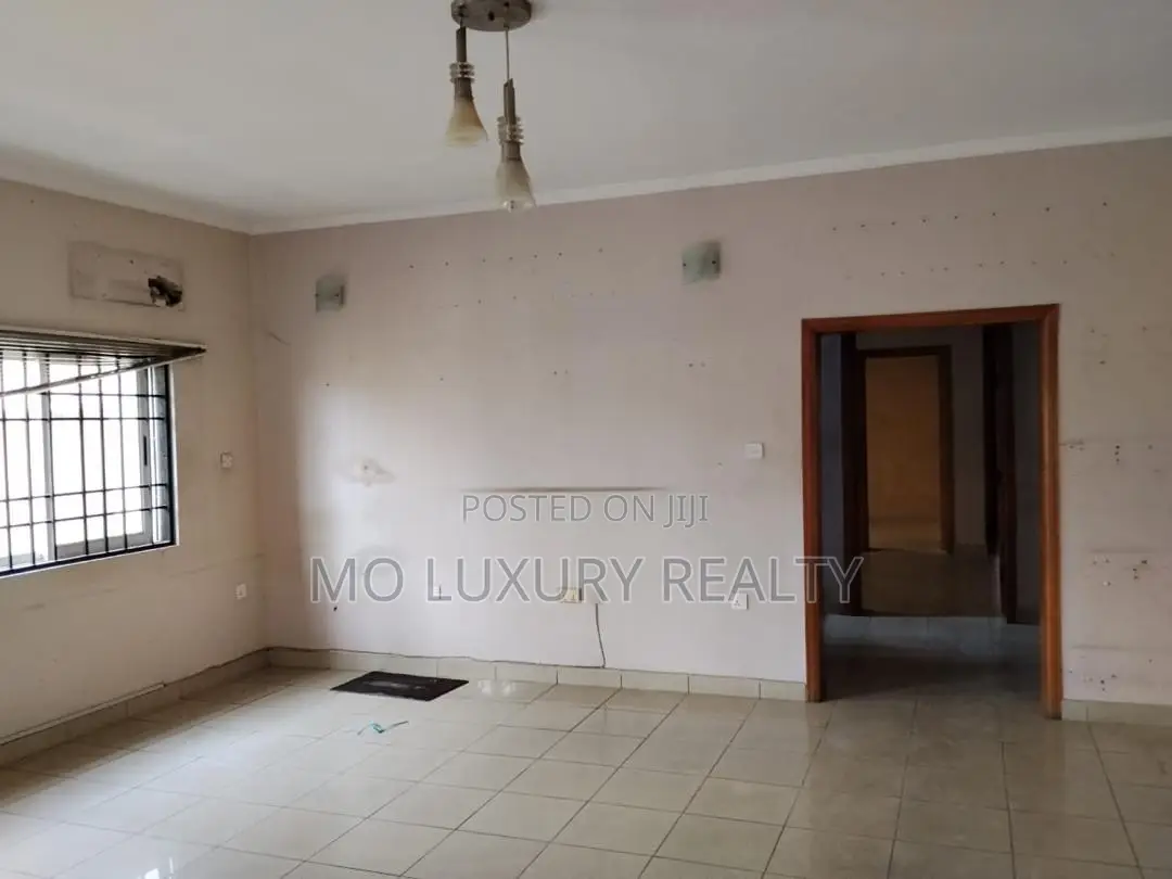 4bdrm Duplex in Lekki Phase 1 for rent in Lekki Phase 1