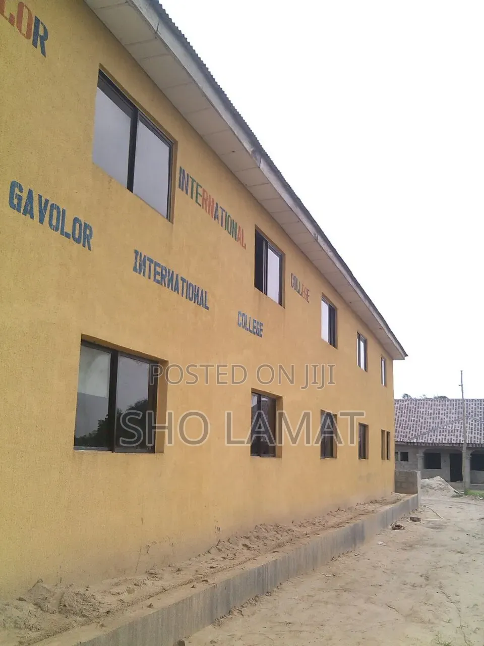20bdrm House in Age Mowo for sale in Age Mowo