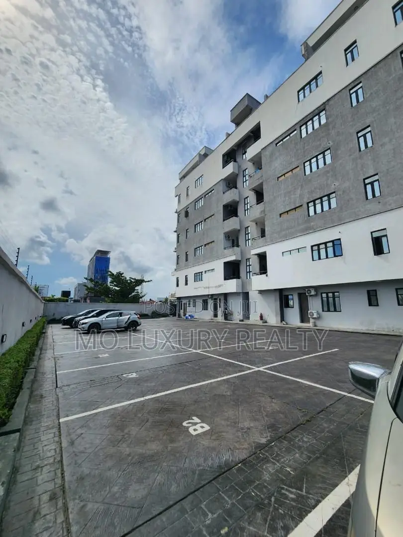 3bdrm Apartment in Lekki Phase 1 for rent in Lekki Phase 1