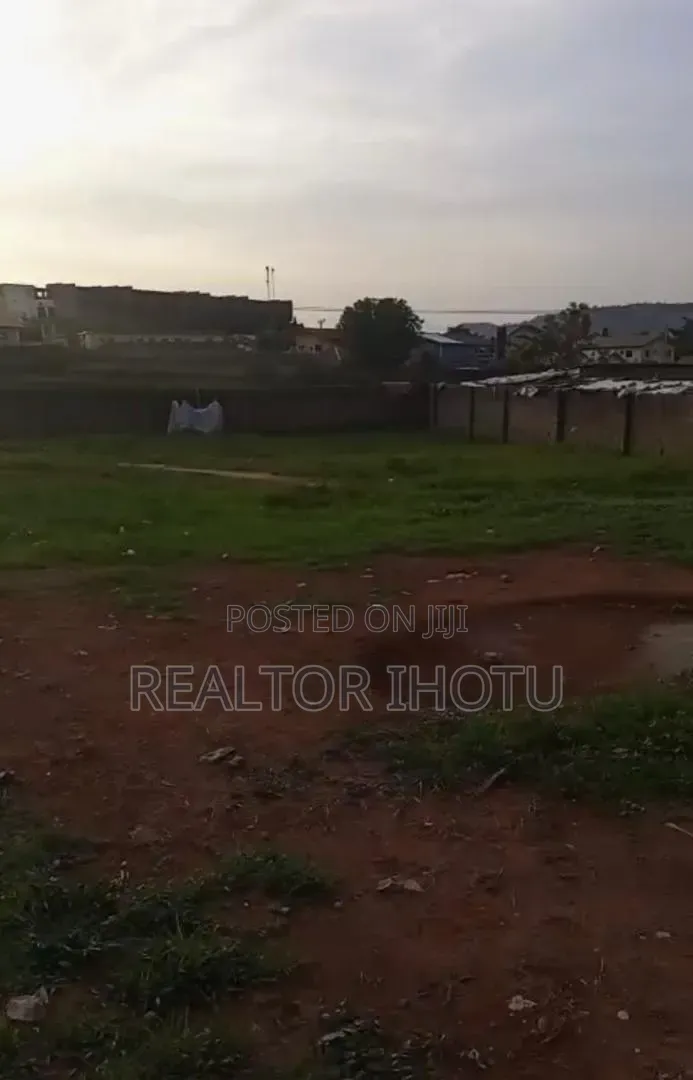 600sqm, Residential, Fcda C of O, Tarred Road in Jahi