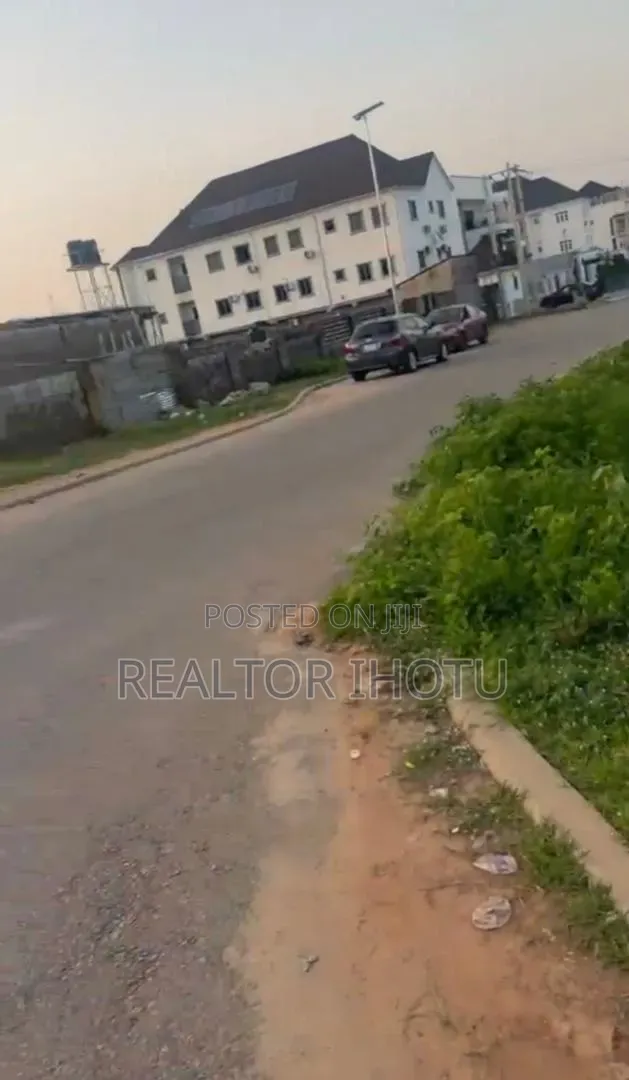 600sqm, Residential, Fcda C of O, Tarred Road in Jahi