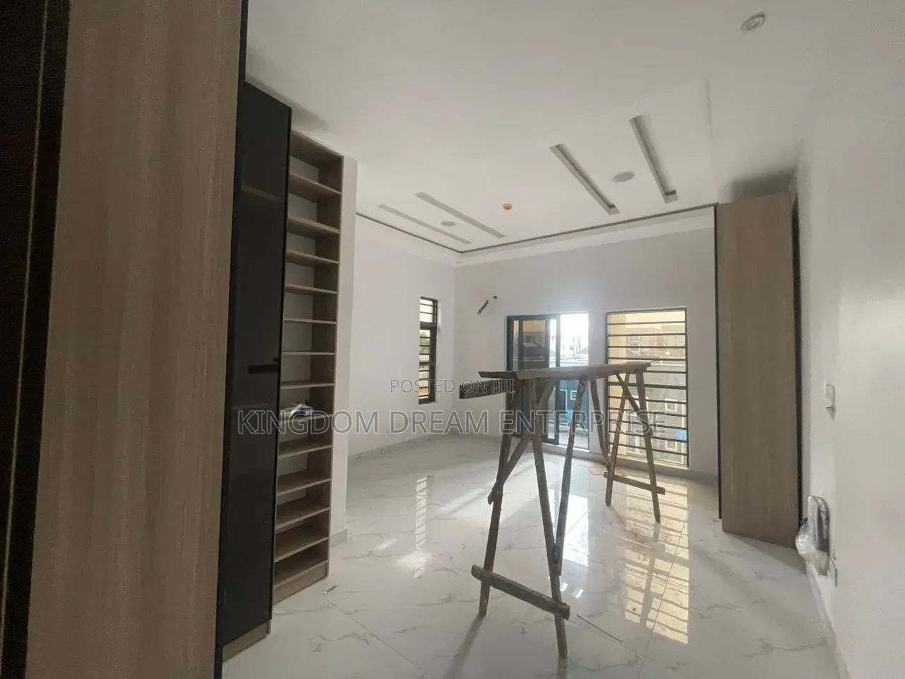 4bdrm Duplex in Adeniyi Jones Ikeja for sale in Adeniyi Jones