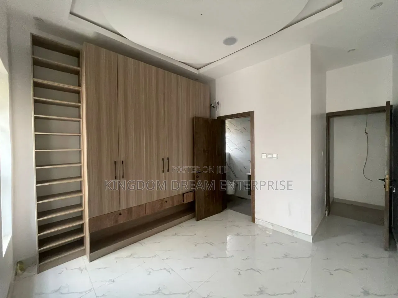 4bdrm Duplex in Adeniyi Jones Ikeja for sale in Adeniyi Jones