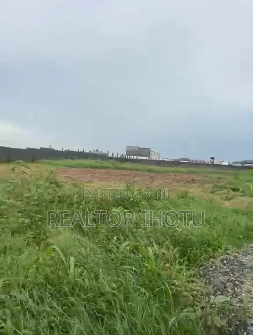1500sqm, Residential, Fcda C of O, Untarred Road in Jahi