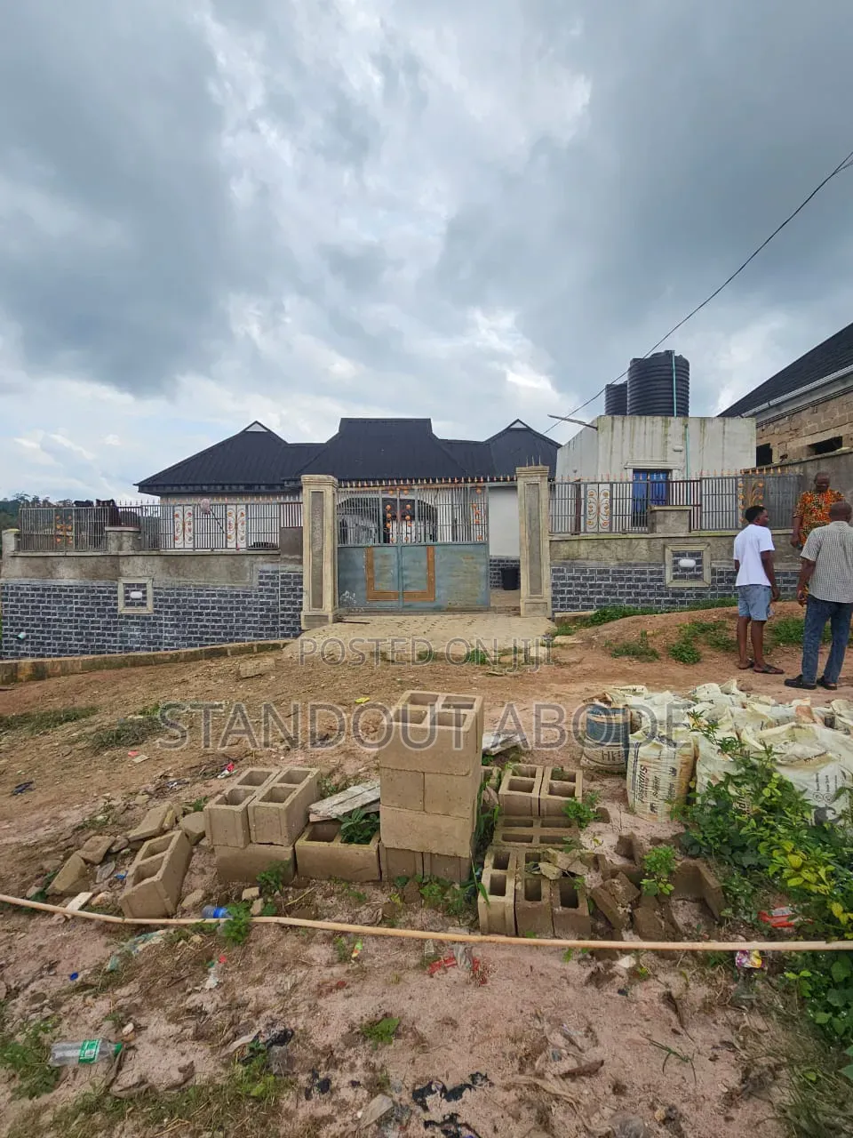1bdrm Block of Flats in Good Location, Remo North for sale in Remo North