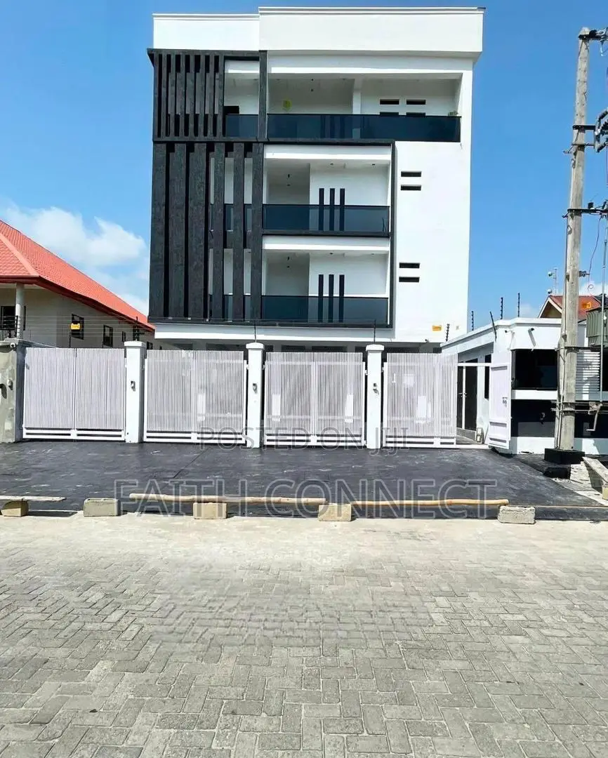 Furnished 3bdrm Apartment in Lekki Phase 1 for sale in Lekki Phase 1
