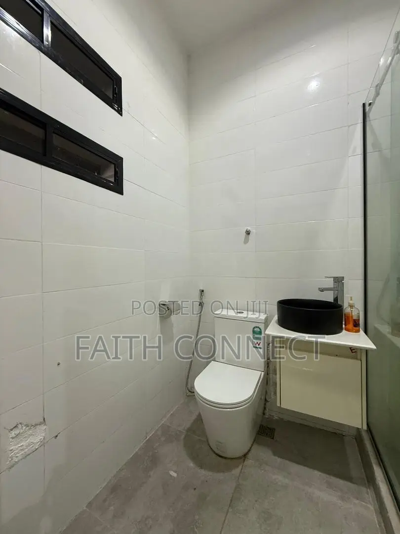 Furnished 3bdrm Apartment in Lekki Phase 1 for sale in Lekki Phase 1