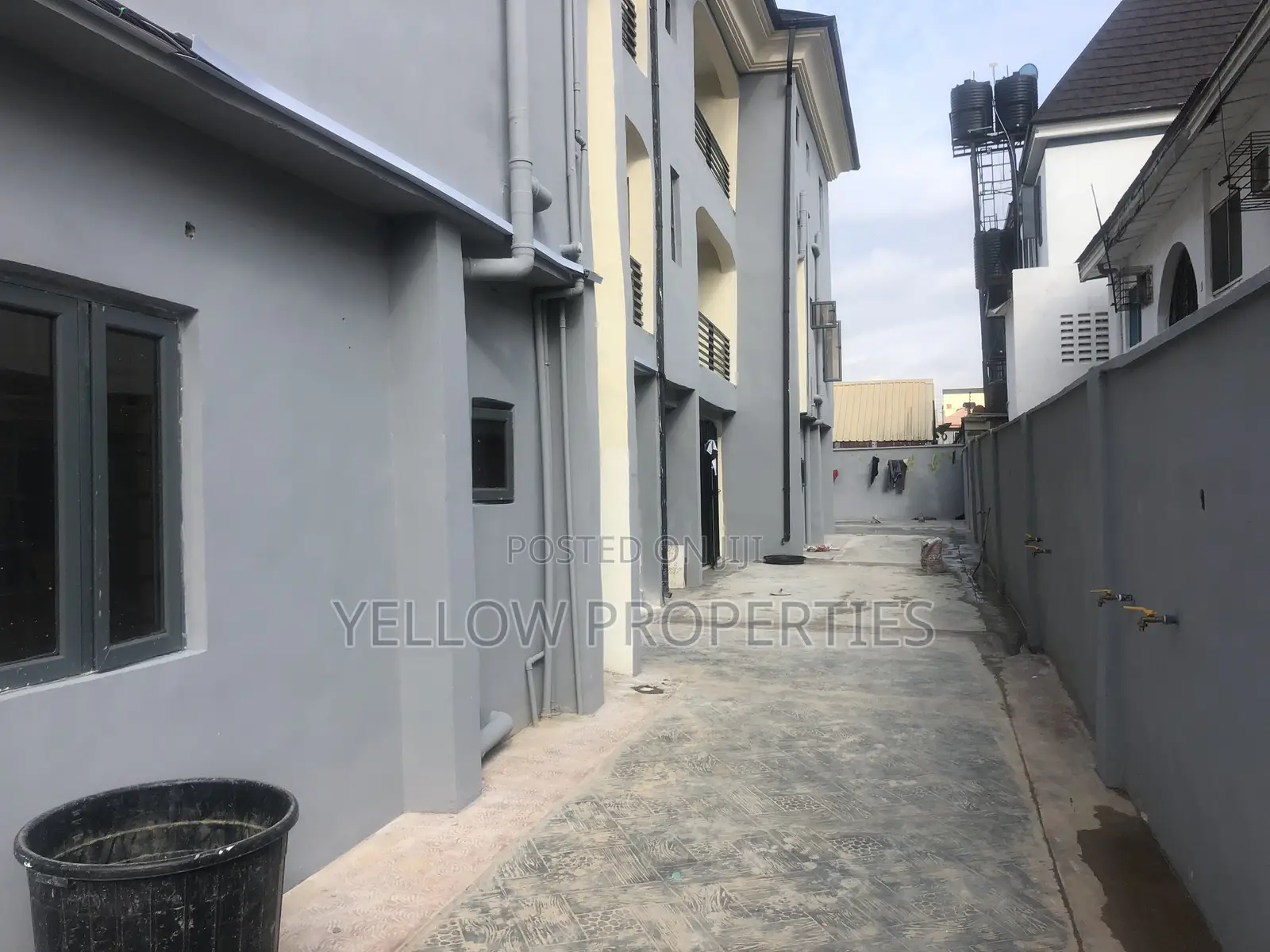 Furnished 3bdrm Apartment in Ago Palace for sale in Ago Palace