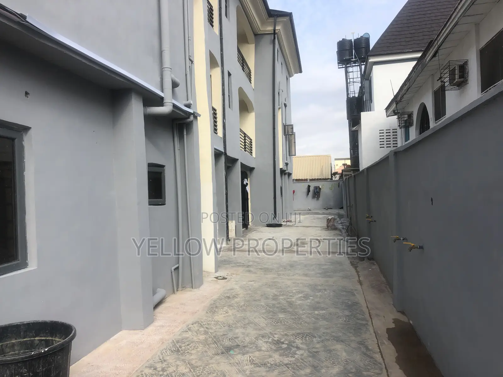 Furnished 3bdrm Apartment in Ago Palace for sale in Ago Palace