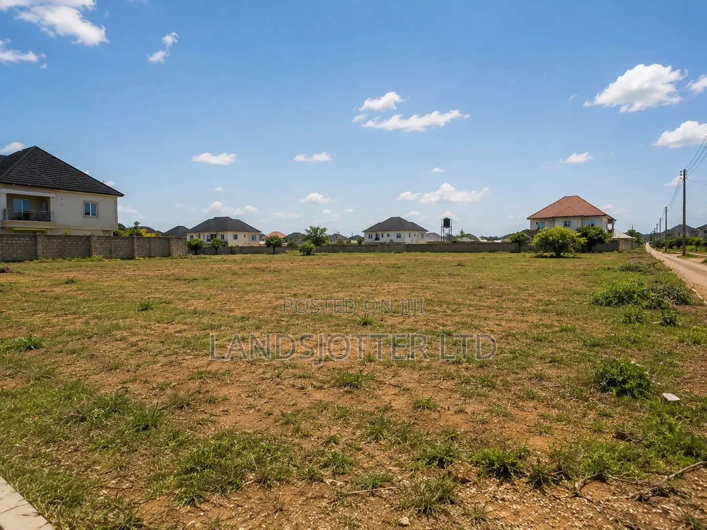 350 SQM Land for 4 Bedrooms Fully Detached Duplex HUTU ABUJA in Lugbe District