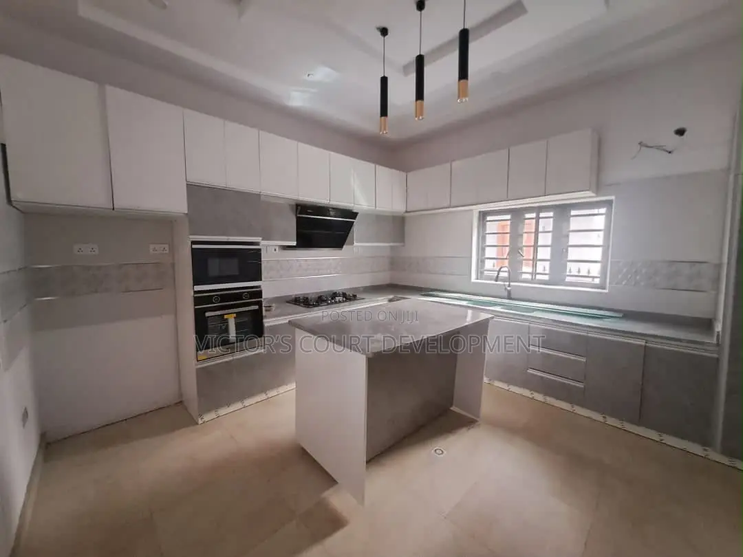 4bdrm Duplex in Shobanire Estate, Maryland for rent in Maryland