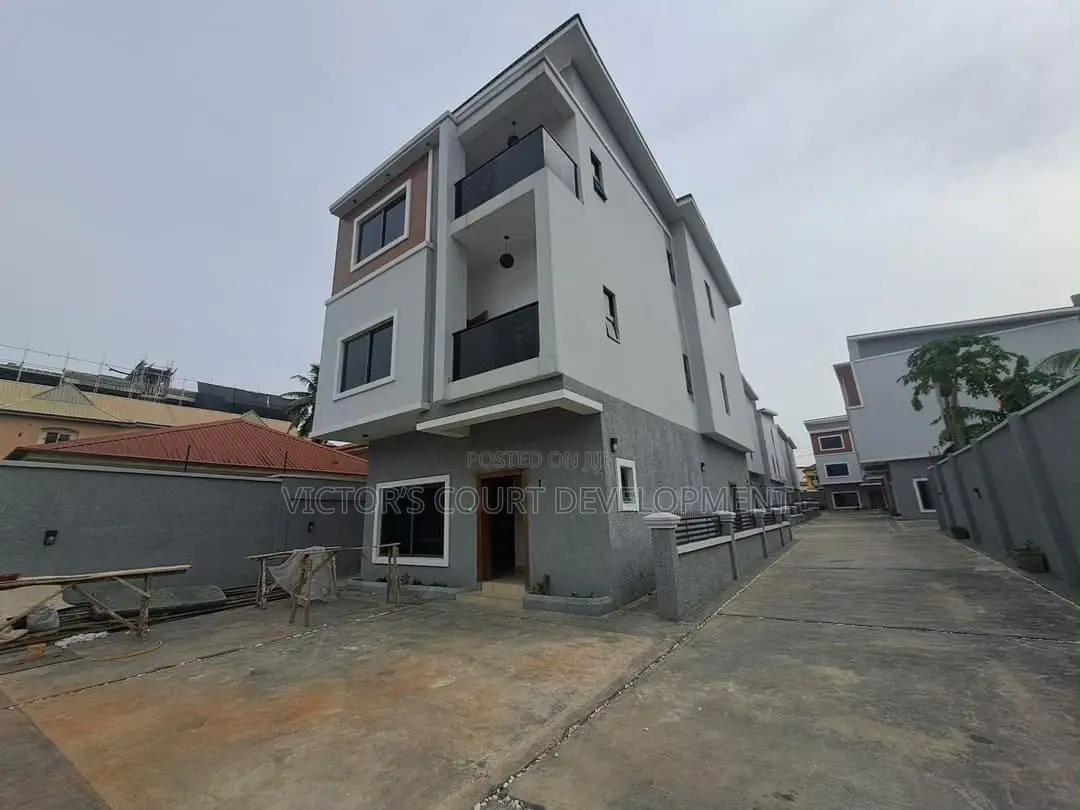 4bdrm Duplex in Shobanire Estate, Maryland for rent in Maryland