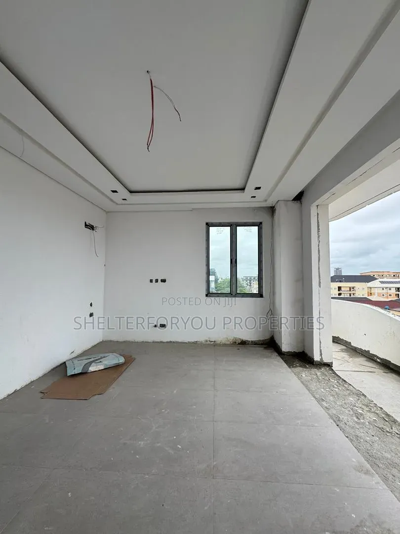 3bdrm Apartment in Victoria Island Extension for sale in Victoria Island Extension