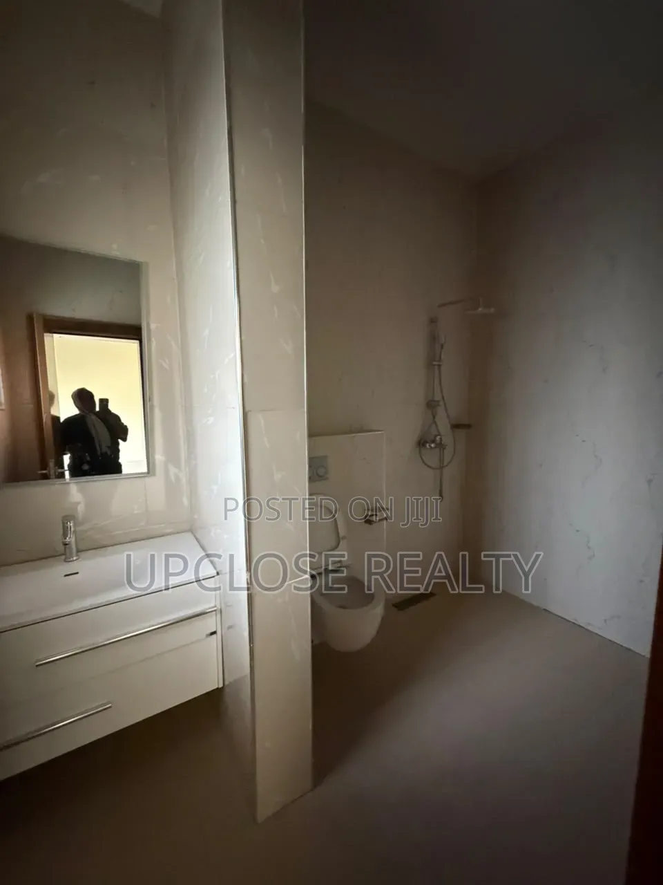 4bdrm Townhouse / Terrace in Maitama for rent in Maitama