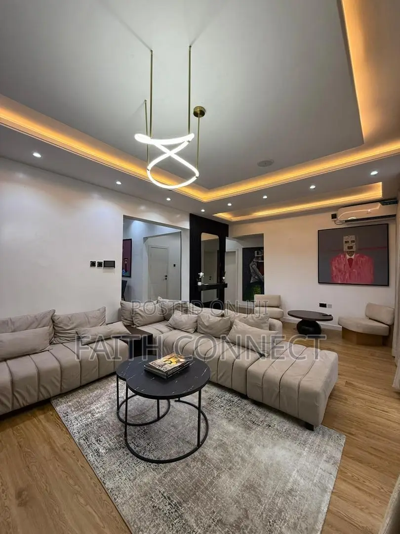 Furnished 3bdrm Apartment in Lekki Phase 1 for sale in Lekki Phase 1