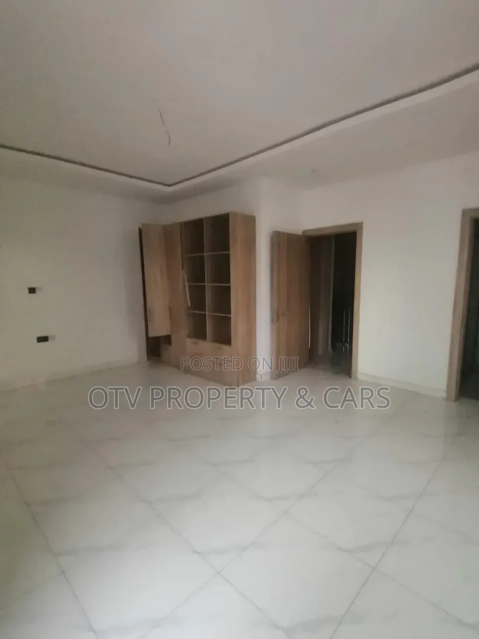 5bdrm Duplex in Lekki Phase 1 for sale in Lekki Phase 1