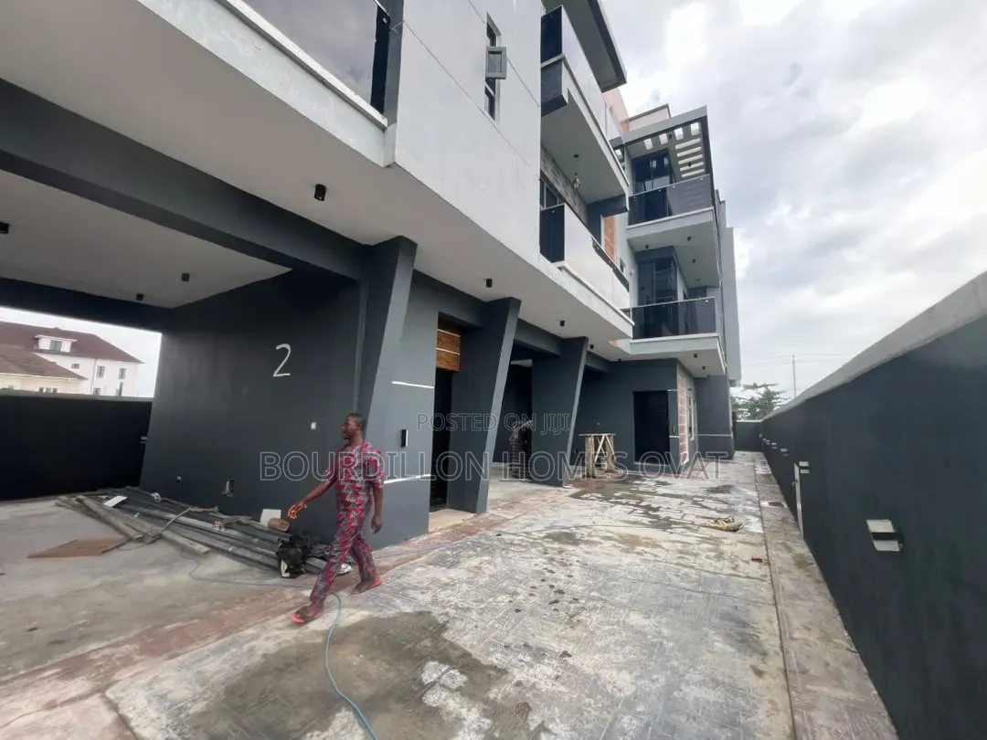 2bdrm Apartment in Abraham Adesanya Estate for sale in Abraham Adesanya Estate
