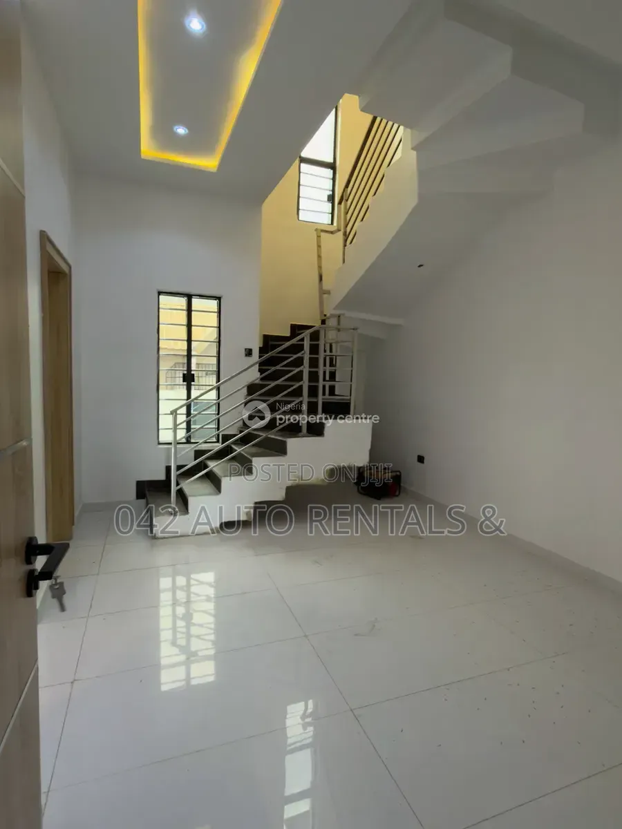 Furnished 5bdrm Duplex in Enugu for sale in Enugu