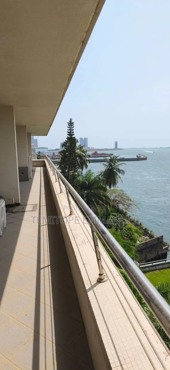 Vacant Office Space in Victoria Island