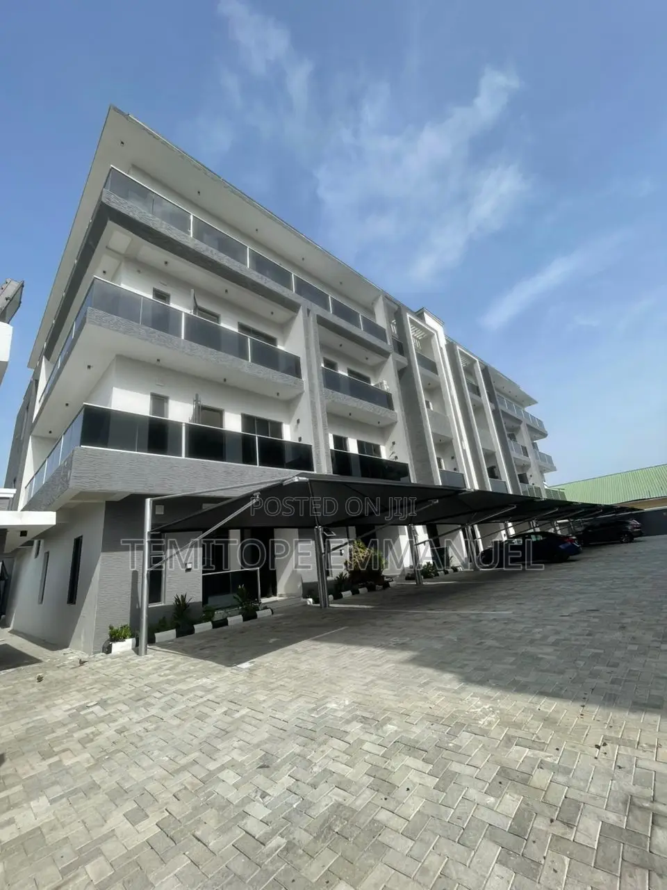 Furnished 4bdrm Duplex in Victoria Island for sale in Victoria Island