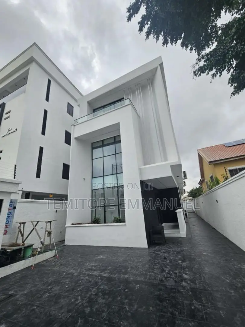 Furnished 5bdrm Duplex in Lekki Phase 1 for sale in Lekki Phase 1