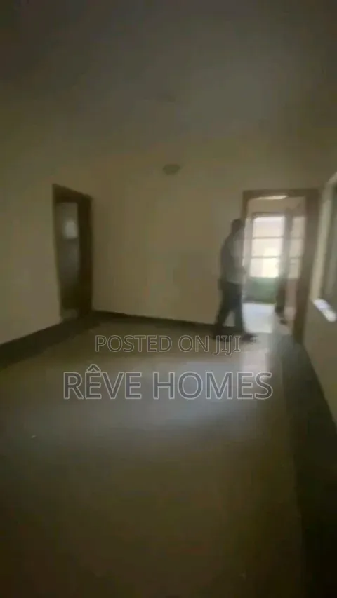 3bdrm Block of Flats in Pedro for rent in Pedro