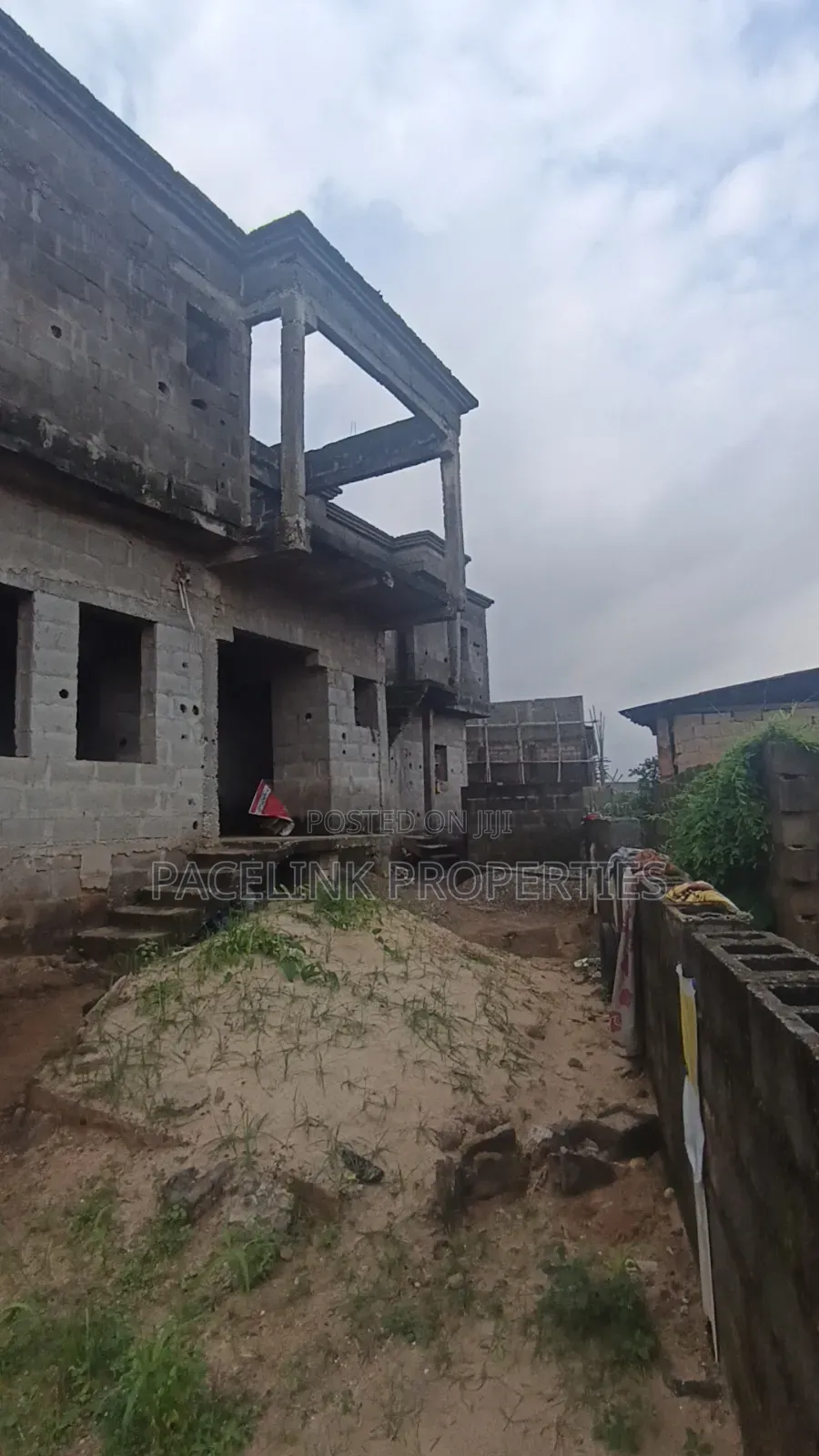 9bdrm Duplex in Peace Estate Baruwa for sale in Baruwa